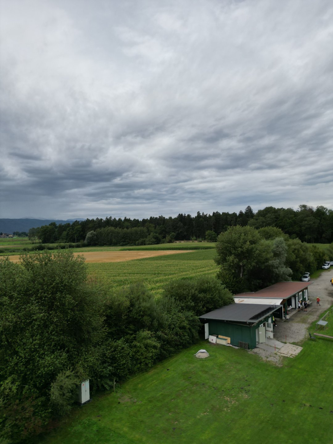 dji_fly_20250728_120230_697_1753734700328_photo